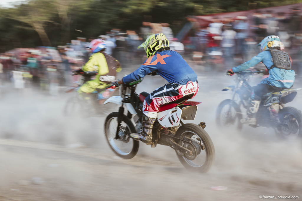 Open Grasstrack Championship 2019 Piala Kapolres Bener Meriah menyambut HUT Bhayangkara ke-73 di sirkuit buatan Desa Rembele, Minggu 30 Juni 2019.