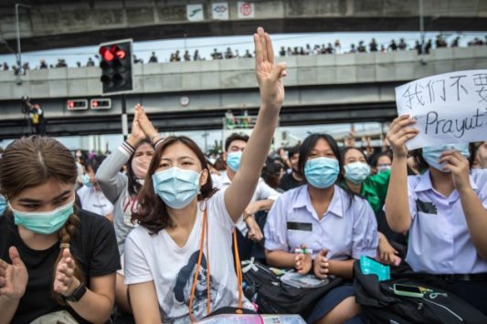 Pengunjuk rasa di Thailanda. (@crikey.com.au)